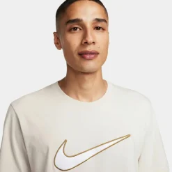 Nike · NSW