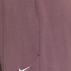 Nike · NSW Chill