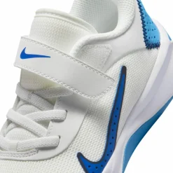 Nike · OMNI MULTI-COURT PS