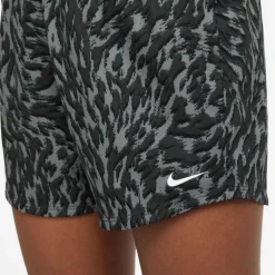 Nike · ONE