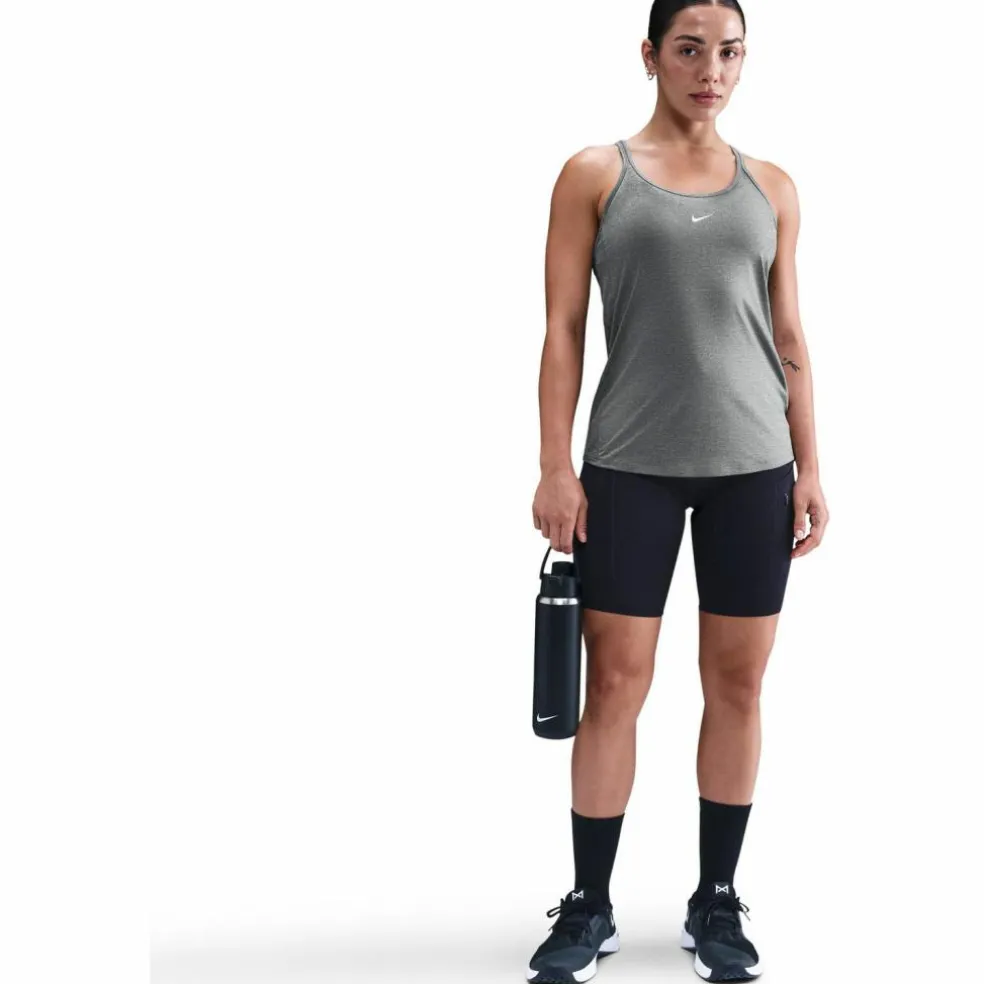 Nike · ONE