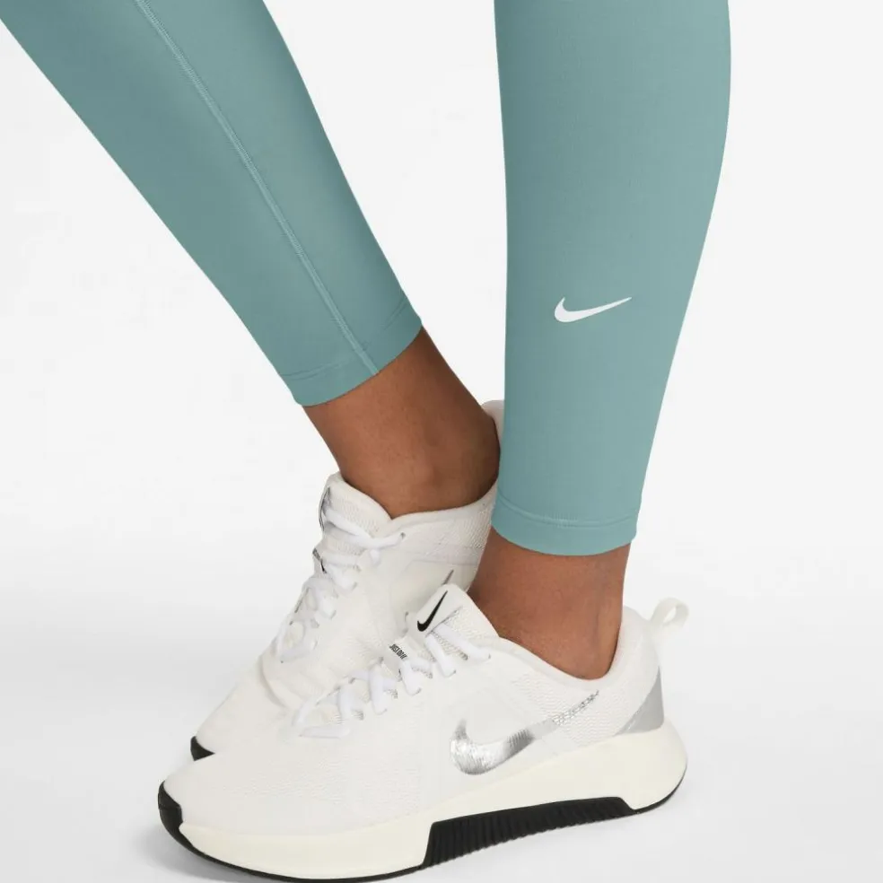 Nike · ONE