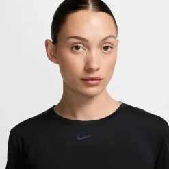 Nike · One Classic
