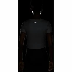 Nike · ONE FITTED Dri-Fit