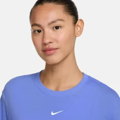 Nike · ONE RELAXED DRI-FIT