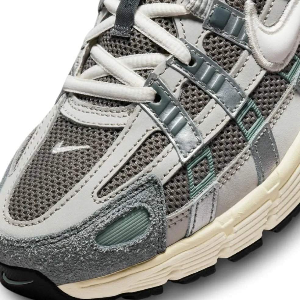 Nike · P-6000
