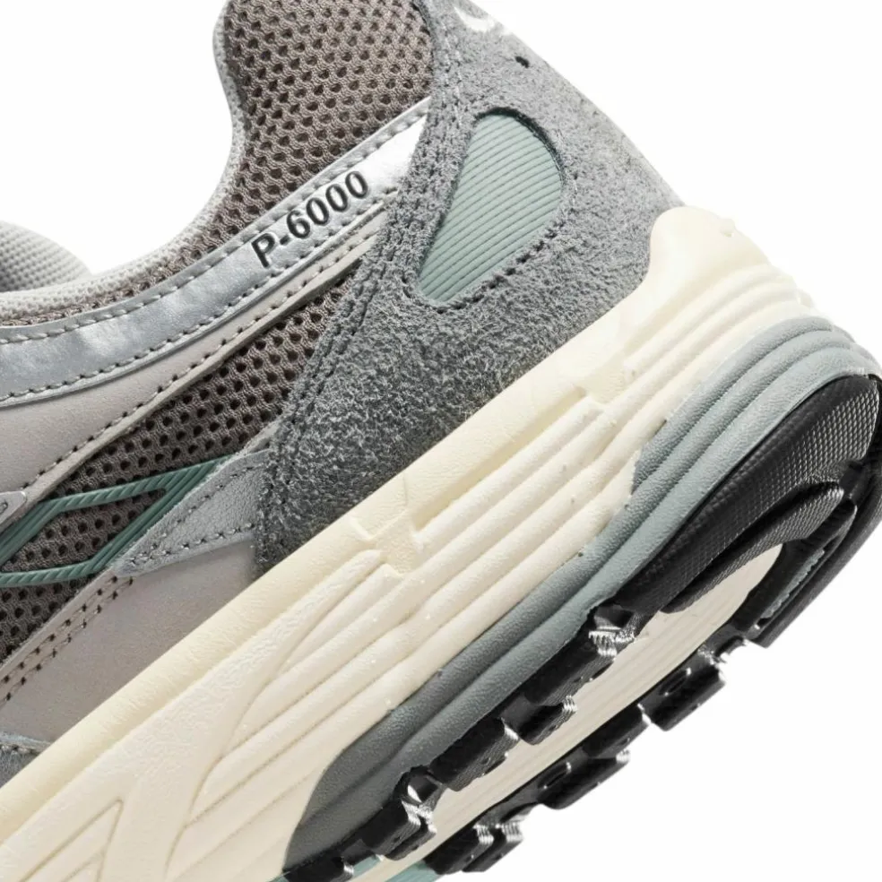 Nike · P-6000