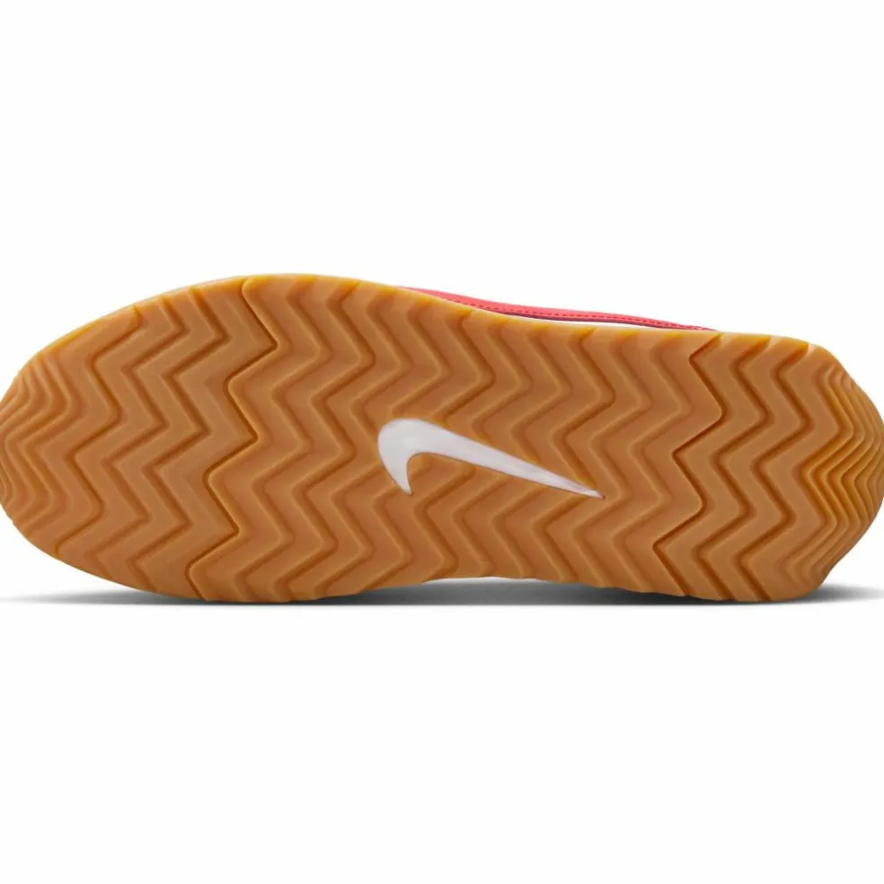 Nike · Pacific