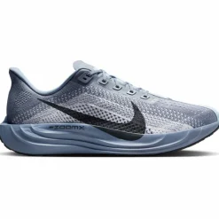 Nike · PEGASUS PLUS