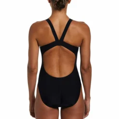 Nike · Performance