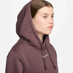 Nike · Phoenix