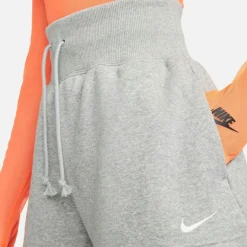Nike · Phoenix