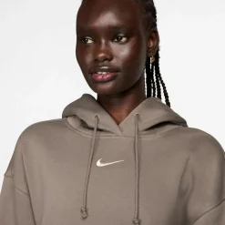 Nike · Phoenix