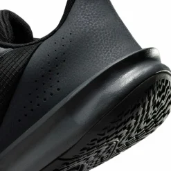 Nike · PRECISION VII