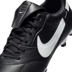 Nike · PREMIER III U FG