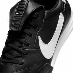 Nike · PREMIER III U TF