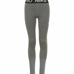 Nike · Pro