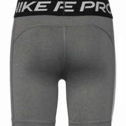 Nike · Pro