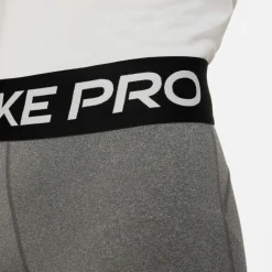 Nike · Pro