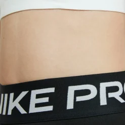 Nike · Pro