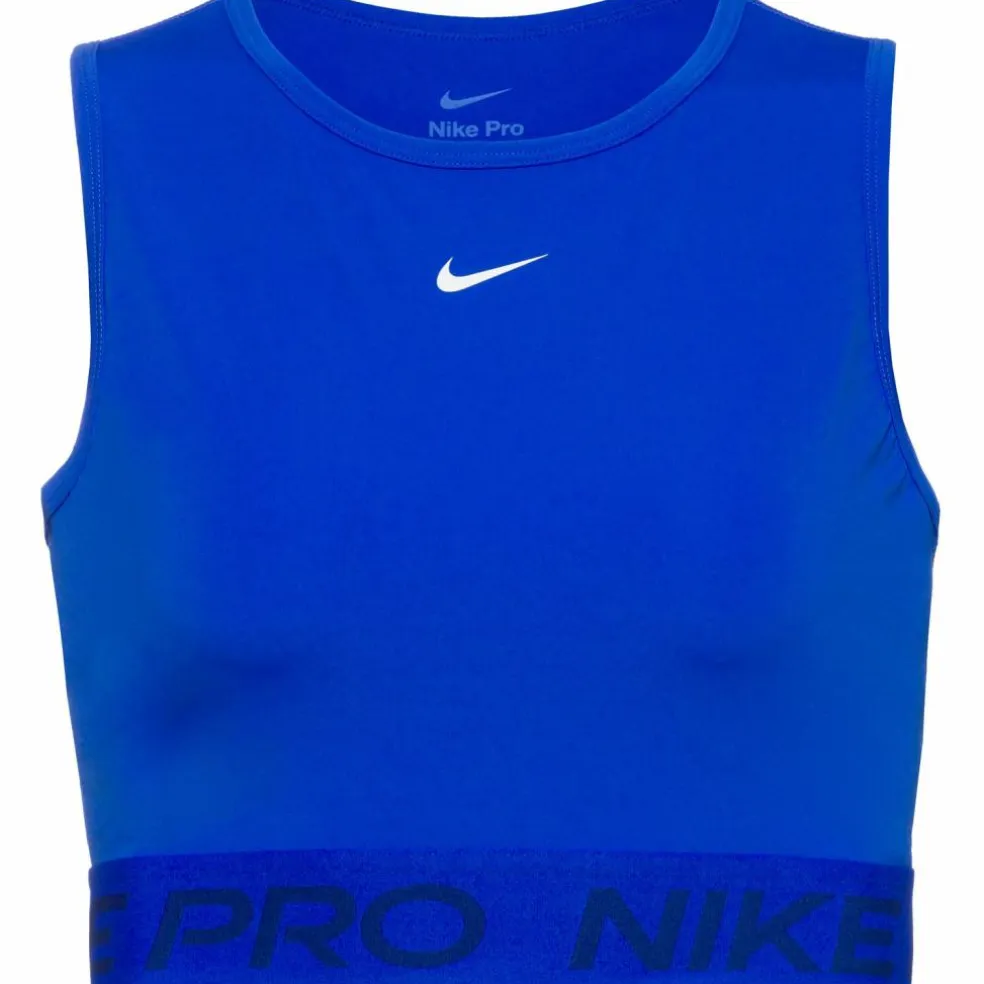 Nike · Pro 365