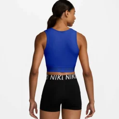 Nike · Pro 365