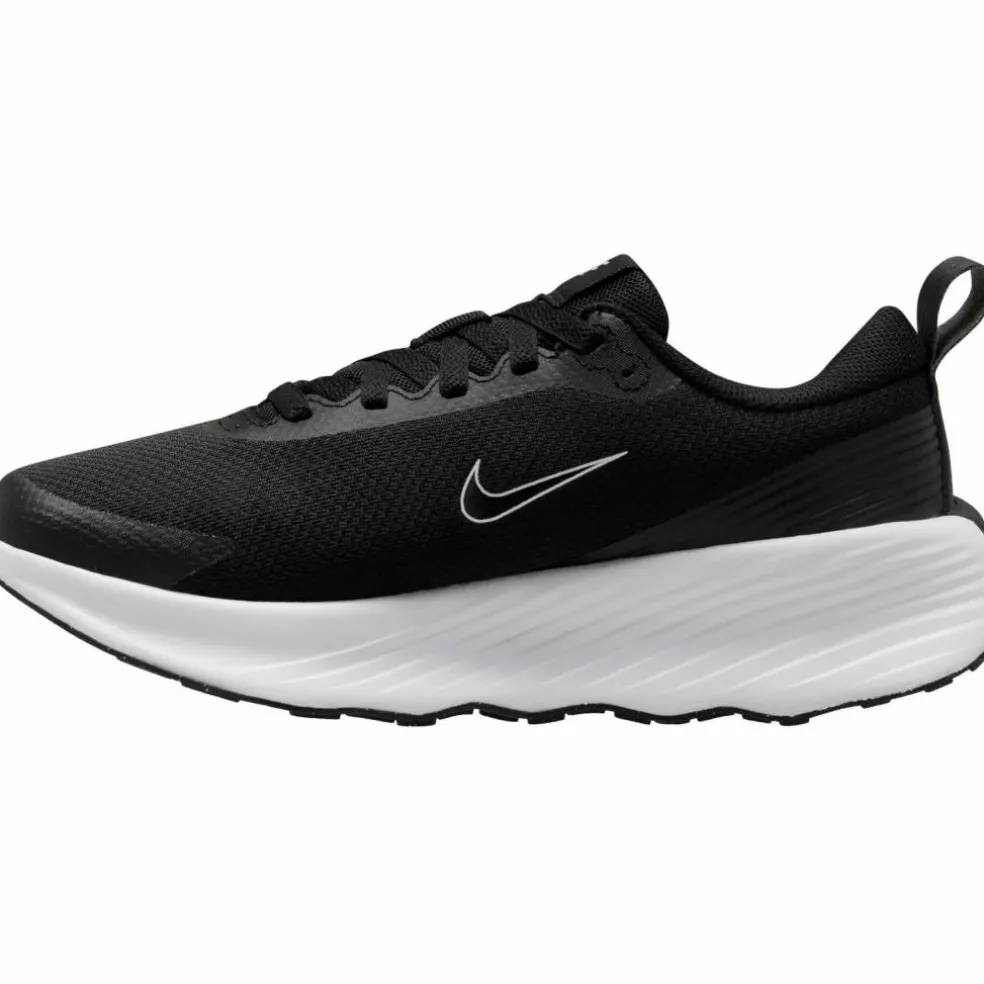 Nike · Promina