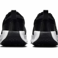 Nike · Promina