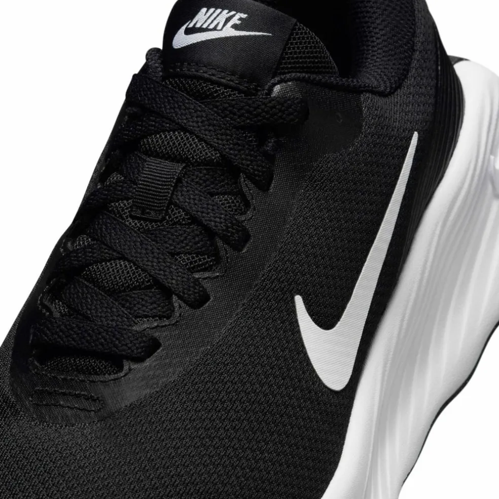 Nike · Promina