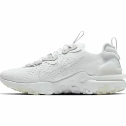 Nike · React Vision