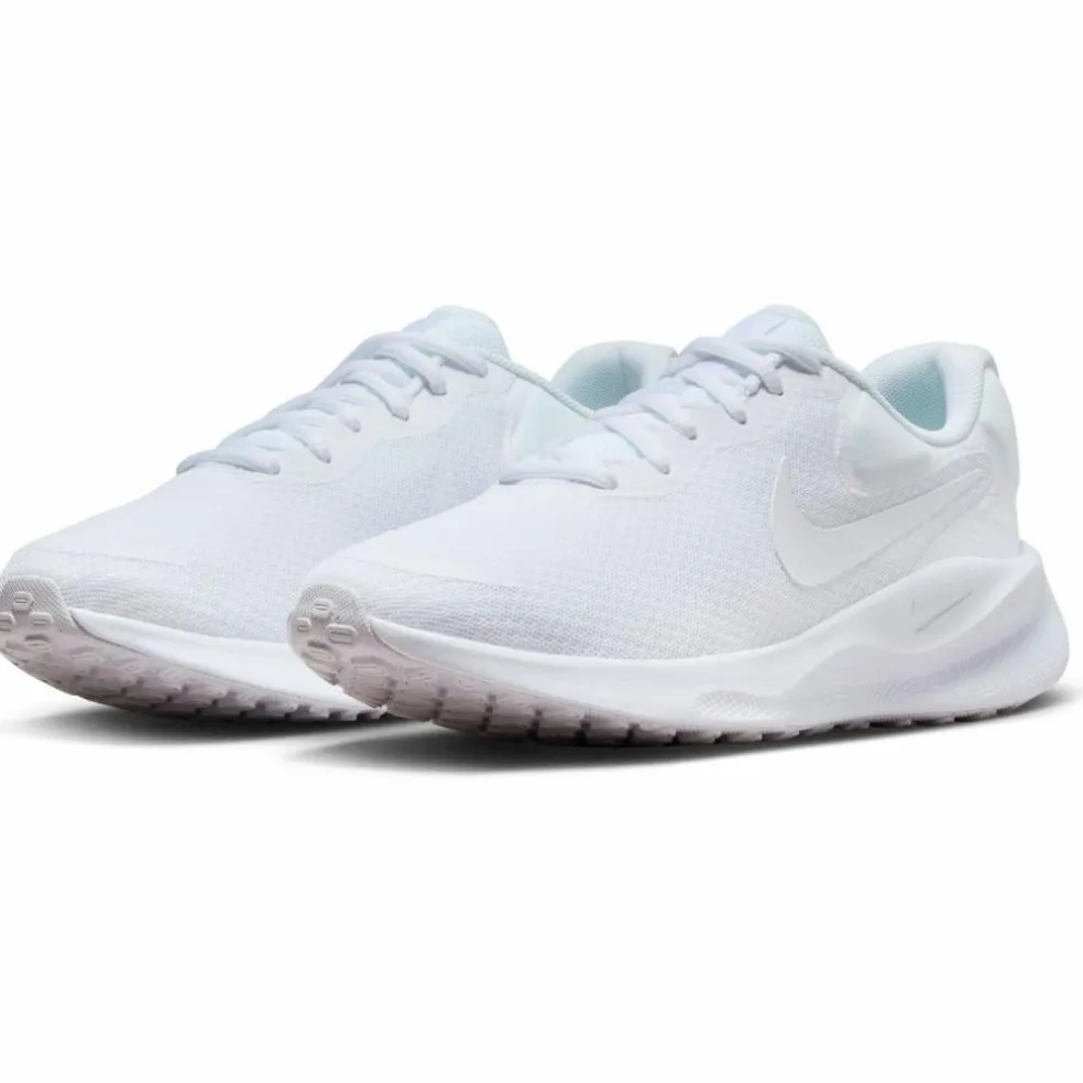 Nike · REVOLUTION 7