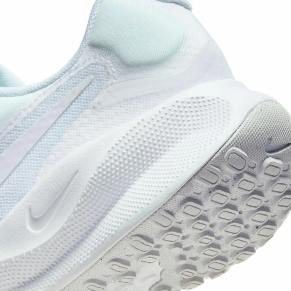 Nike · REVOLUTION 7