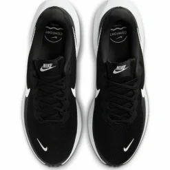 Nike · REVOLUTION 8