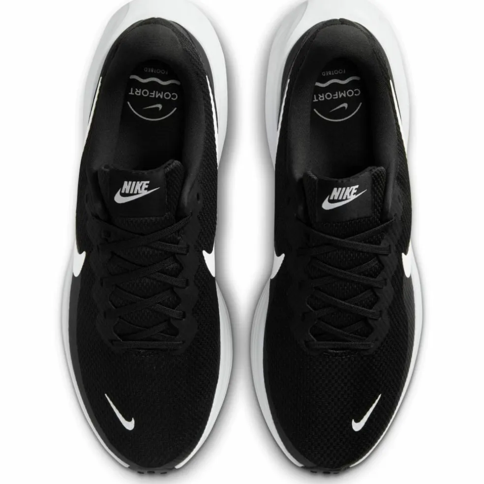 Nike · REVOLUTION 8