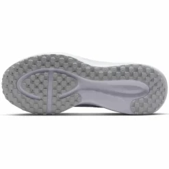 Nike · REVOLUTION 8