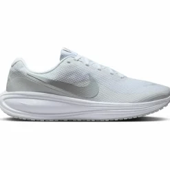 Nike · REVOLUTION 8
