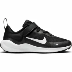 Nike · Revolution 7