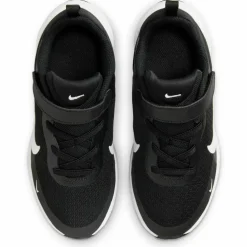 Nike · Revolution 7