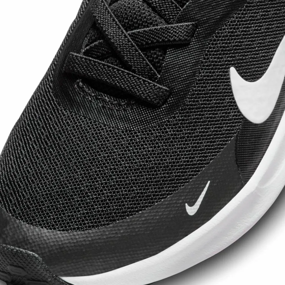 Nike · Revolution 7