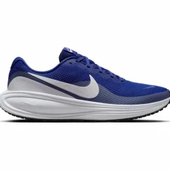 Nike · REVOLUTION 8
