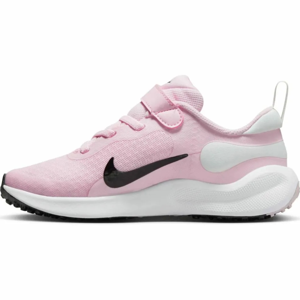 Nike · Revolution 7