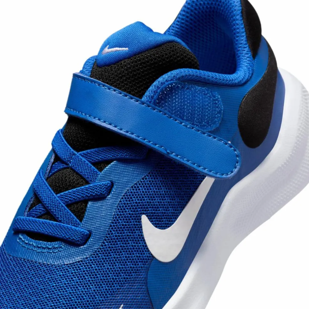 Nike · Revolution 7