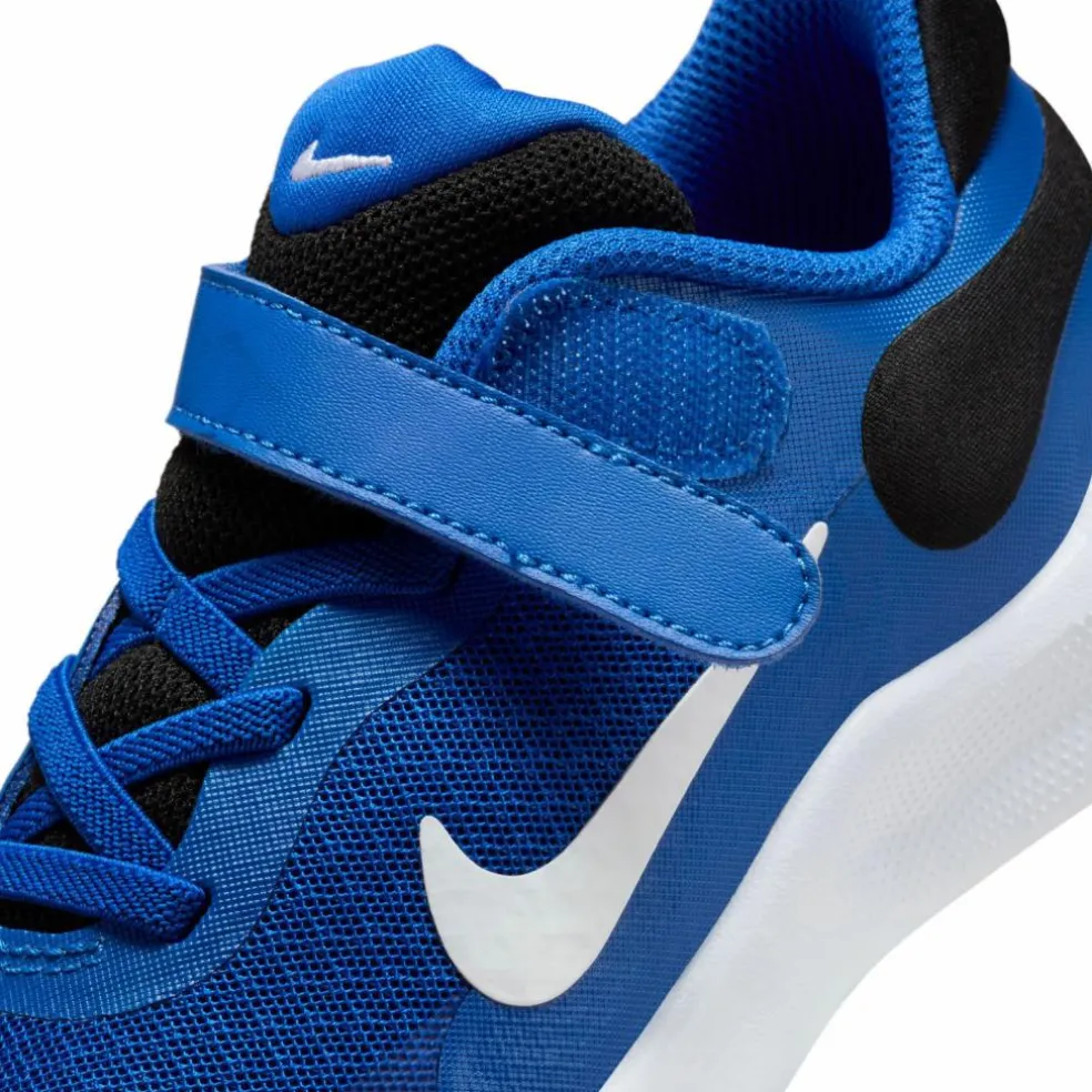 Nike · Revolution 7