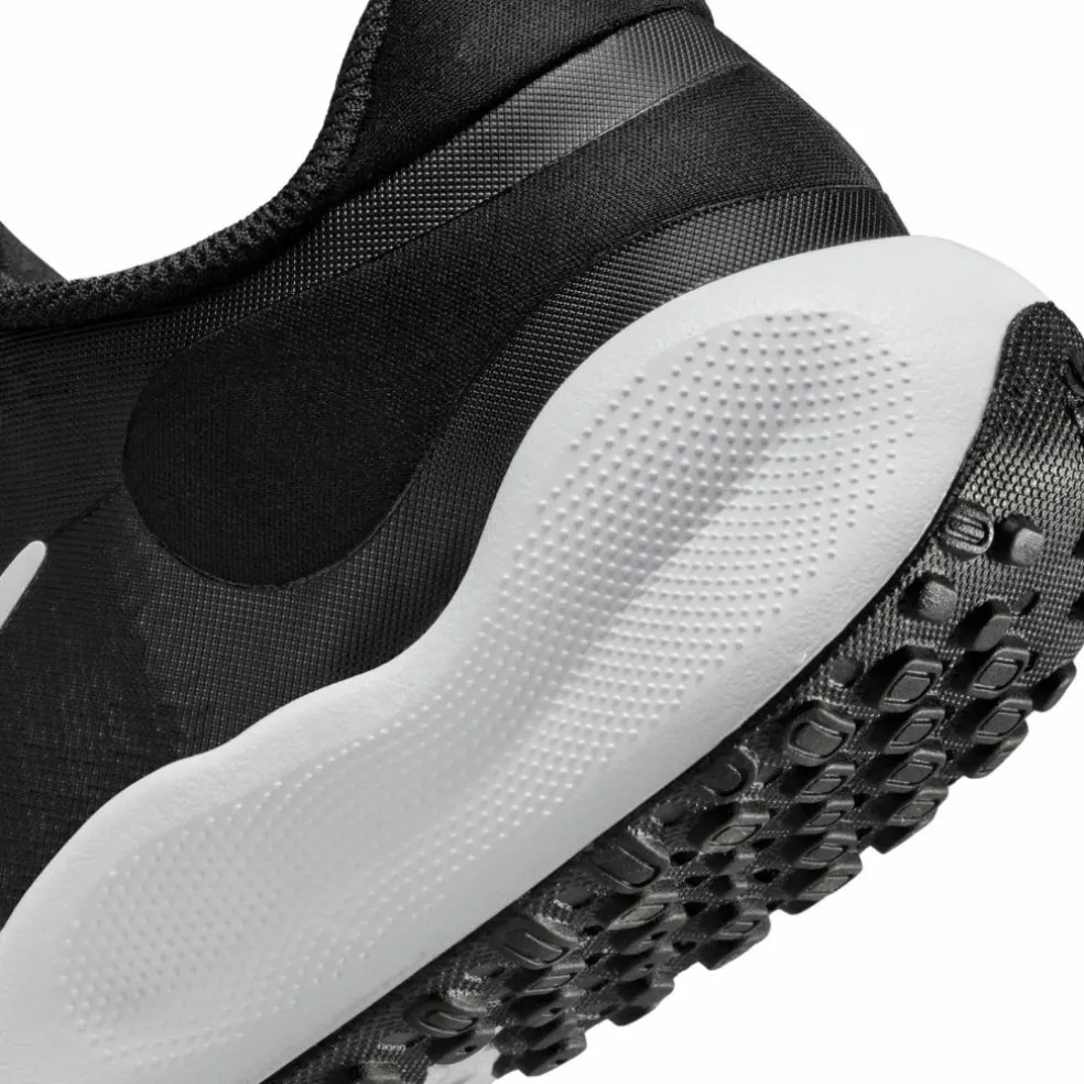 Nike · REVOLUTION 7 GS