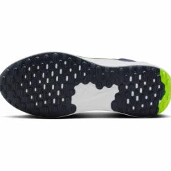 Nike · REVOLUTION 7 GS