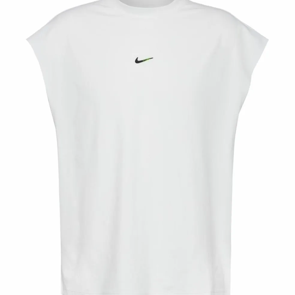 Nike · Street