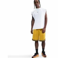 Nike · Street