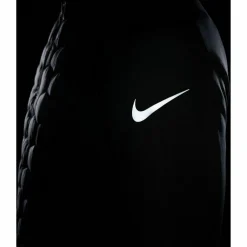 Nike · Strike