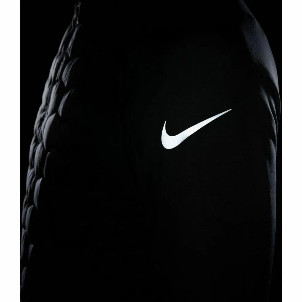 Nike · Strike