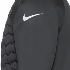 Nike · Strike